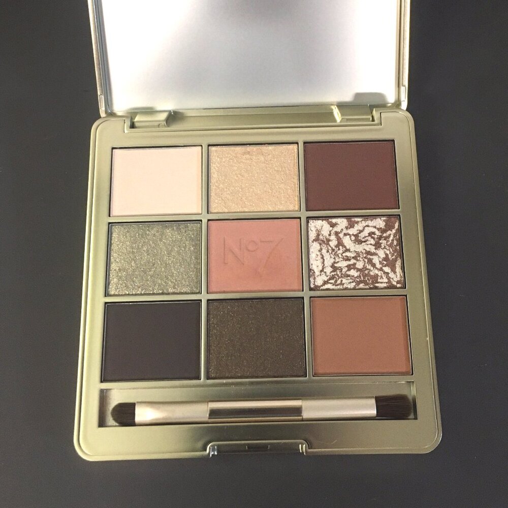 NEW No 7 Pro Artist - The Backstage Glamor Eye Shadow Palette 12.6g 0.44oz